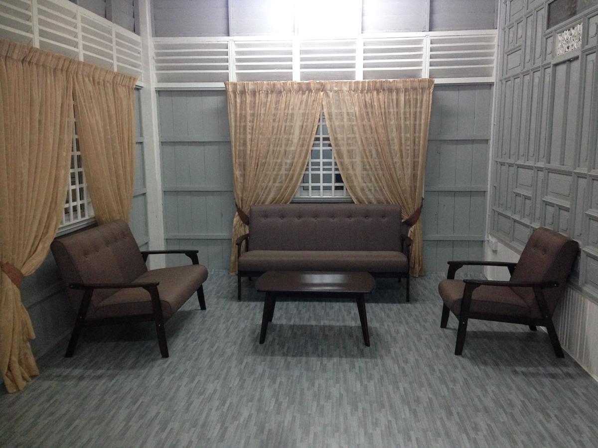 Ila Homestay Kuala Besut Jetty Kampung Kuala Besut Exterior foto
